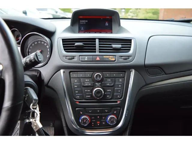 Opel Mokka 1.4 T Innovation automaat 2016 Benzine 11