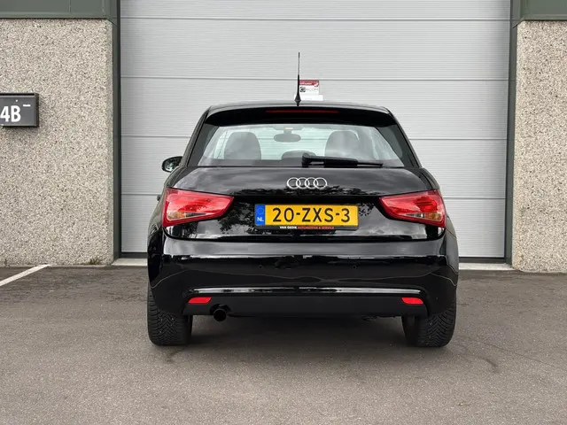Audi A1 Sportback 1.2 TFSI Attr 2012 Benzine 10