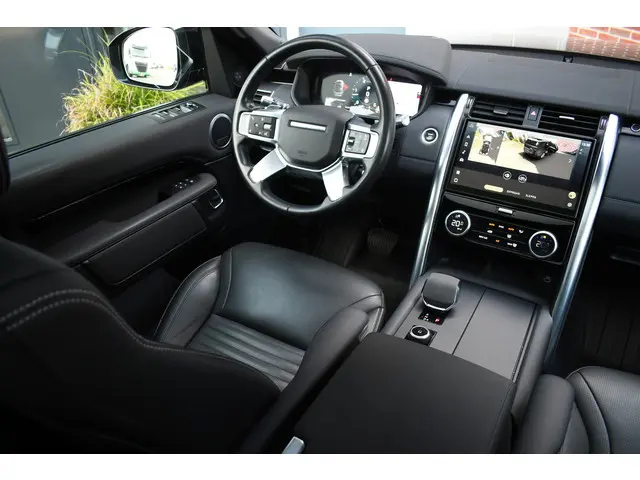 Land Rover Discovery 3.0 D300 HSE 2021 Diesel 53