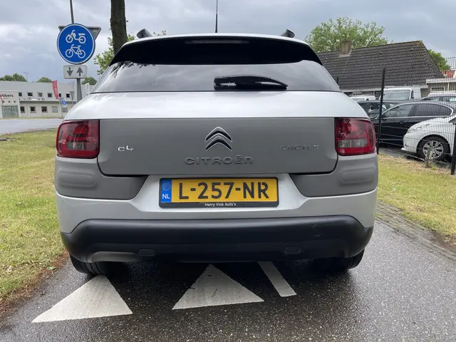 Citroën C4 Cactus 1.2 VTi Business 2014 Benzine 6