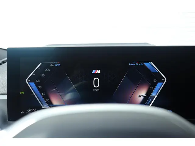 BMW 3 Serie Touring 330e 2025 Hybride Benzine 25