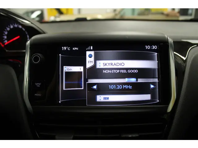 Peugeot 208 1.2 VTi Active 2013 Benzine 11