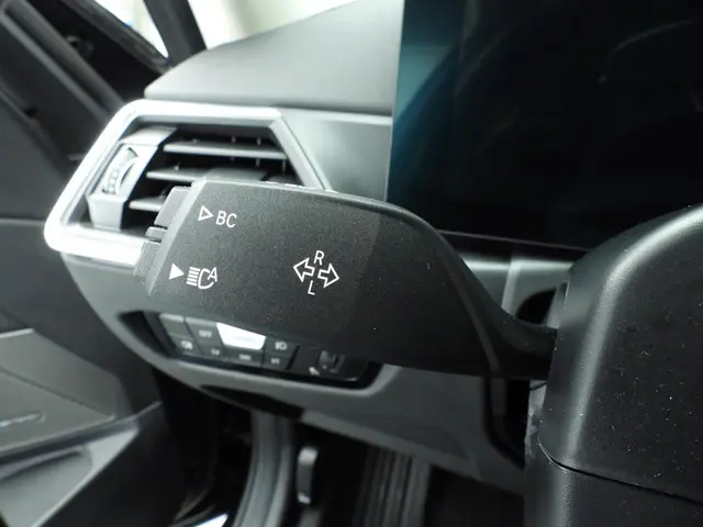 BMW 3 Serie 320i 2023 Benzine 27