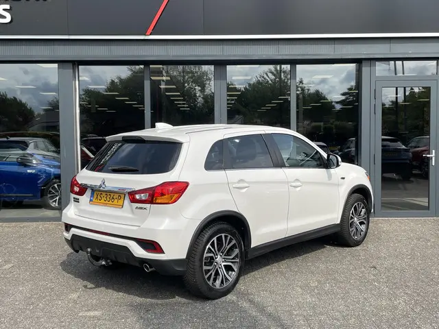 Mitsubishi ASX 1.6 Cleartec Connect Pro+ 2019 Benzine 2