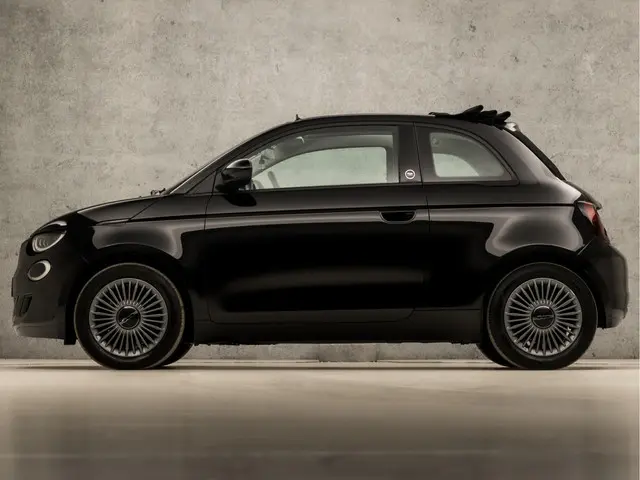 Fiat 500e C Sport Icon 42 kWh 2021 Elektrisch 2