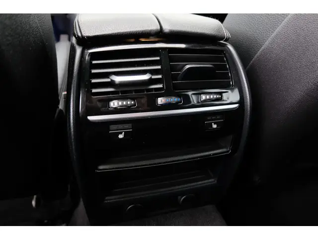 BMW 5 Serie Touring 530i xDrive Sport-Line 2018 Benzine 30