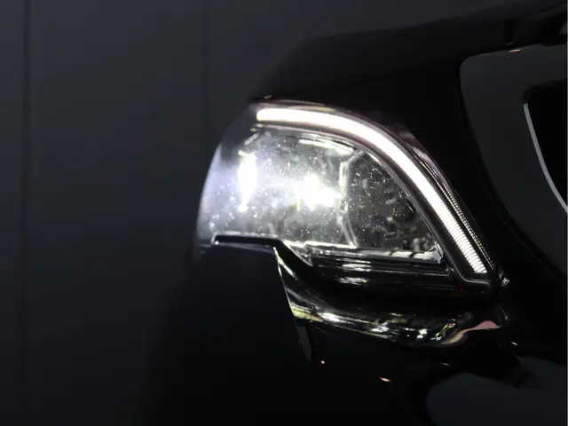 Peugeot 3008 1.6 e-THP Premium 2018 Benzine 8