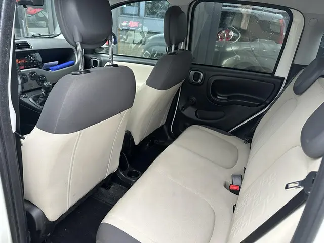 Fiat Panda 0.9 TwinAir Lounge 2013 Benzine 10