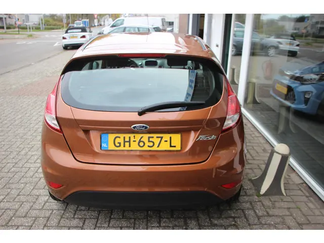 Ford Fiesta 1.0 Style 2015 Benzine 18