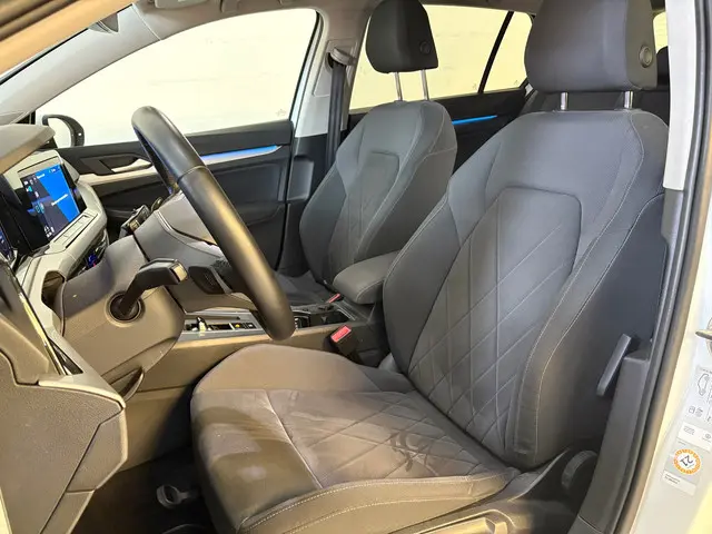 Volkswagen Golf 1.5 eTSI 2020 Hybride Benzine 10