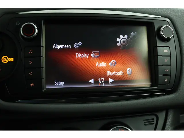 Toyota Yaris 1.0 VVT-i Comfort 2015 Benzine 44