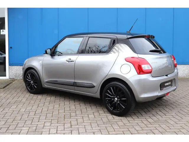 Suzuki Swift 1.2 Select 2018 Benzine 22