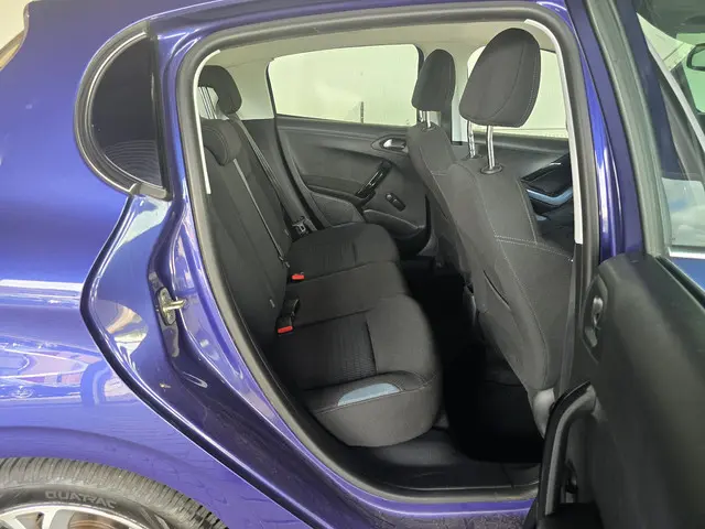 Peugeot 208 1.4 VTi Allure 2012 Benzine 14