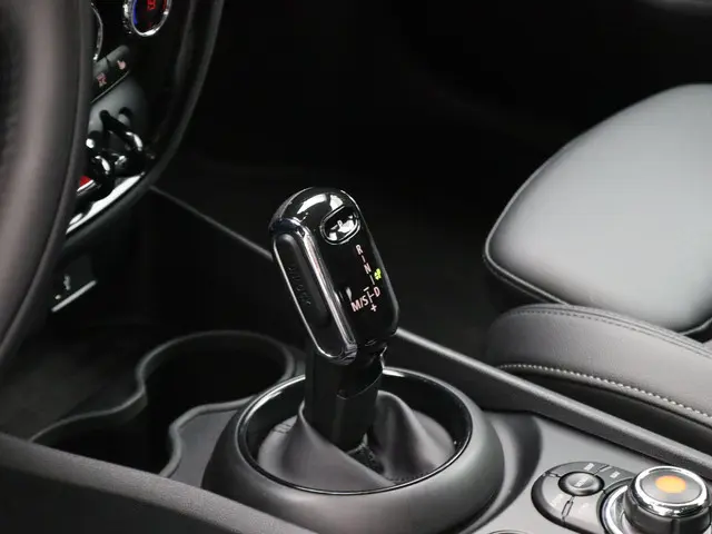 MINI Clubman Cooper 2021 Benzine 11