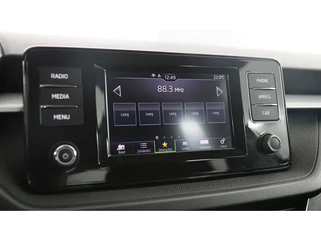 Škoda Fabia 1.0 TSI 95pk Ambition 2022 Benzine 26