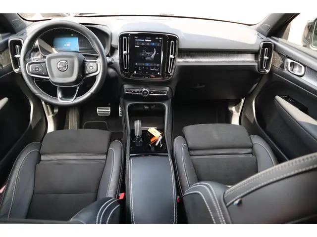 Volvo XC40 Recharge P8 AWD R-Design 2020 Elektrisch 27