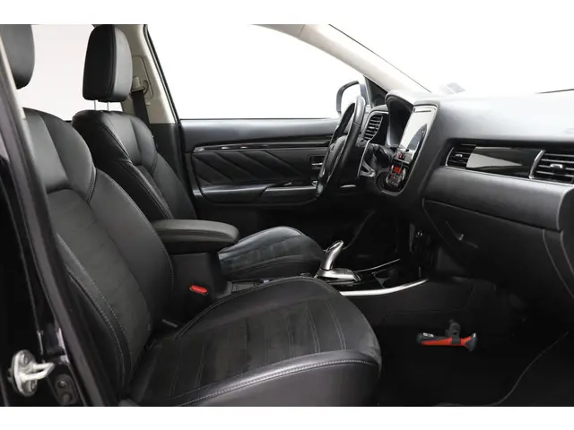 Mitsubishi Outlander 2.4 PHEV Pure 2019 Hybride Benzine 6