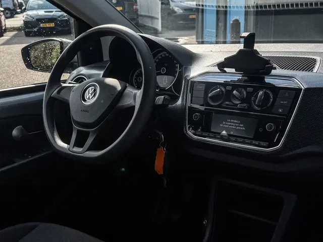 Volkswagen up! 1.0 2021 Benzine 5