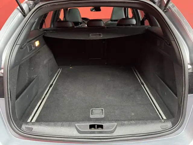 Peugeot 308 SW 1.2 PureTech GT-line 2015 Benzine 14