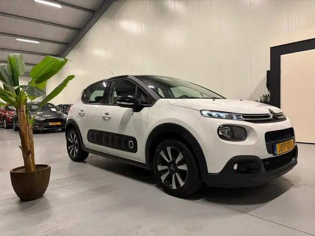 Citroën C3 1.2 PureTech Shine 2017 Benzine 7