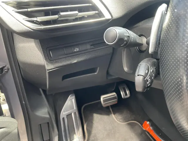 Peugeot 5008 1.6 e-THP GT-Line 2017 Benzine 14