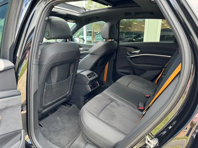Audi e-tron 55 quattro S edition 2022 Elektrisch 40