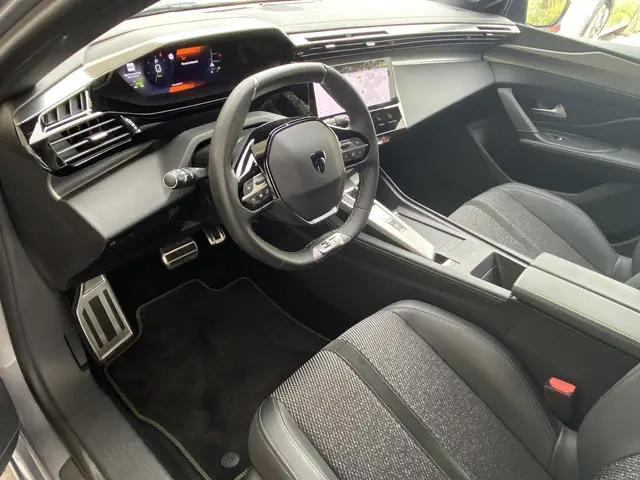 Peugeot 308 1.2T 130pk Automaat GT 2024 Benzine 16