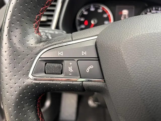 SEAT Leon 1.4 EcoTSI FR Business Intense 2017 Benzine 23