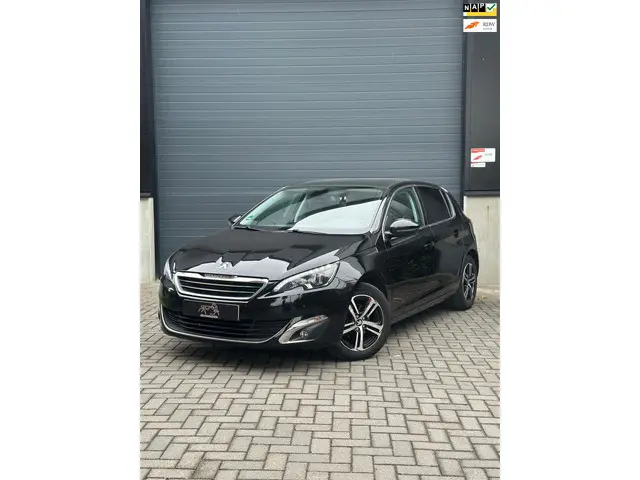 Peugeot 308 1.2 PureTech PANO - LED - AC 2015 Benzine