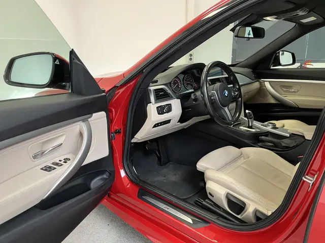 BMW 3 Serie Gran Turismo 320i GT M-Sport 2018 Benzine 11