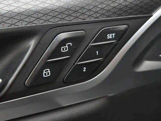 BMW X3 xDrive30e M SPORT 2022 Hybride Benzine 21