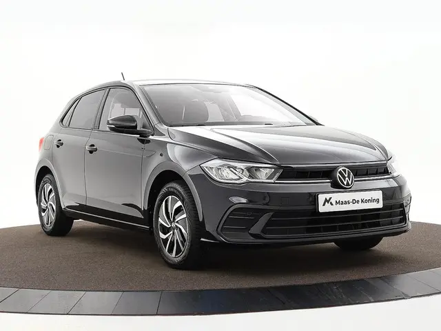 Volkswagen Polo 1.0TSI/95PK Life 2023 Benzine 18