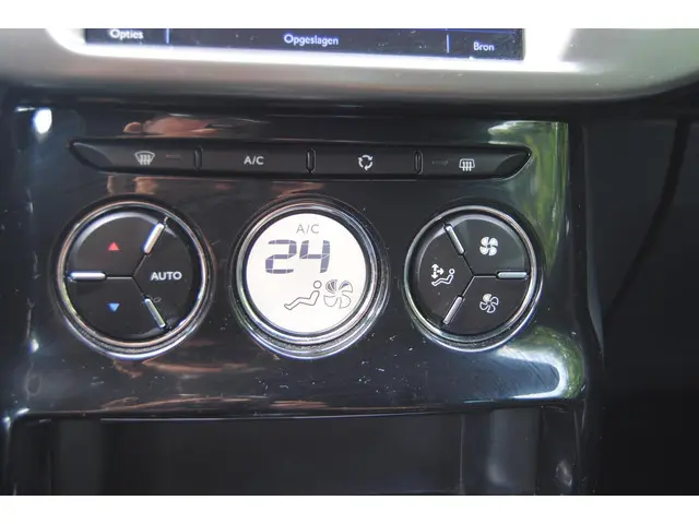 DS DS 3 1.2 PureTech So Chic 2017 Benzine 10