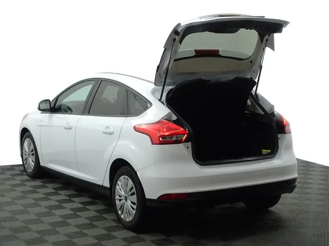 Ford Focus 1.0 Trend- 2018 Benzine 25