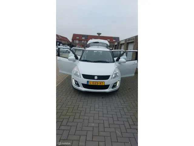 Suzuki Swift 1.2 Style EASSS 2016 Benzine 7