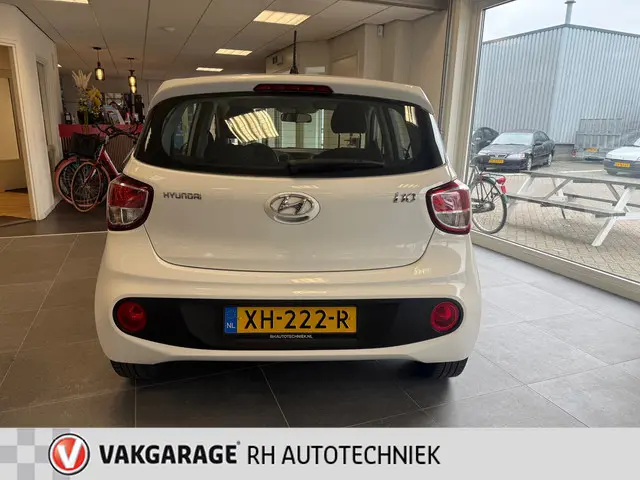Hyundai i10 1.0i Comfort 2019 Benzine 6