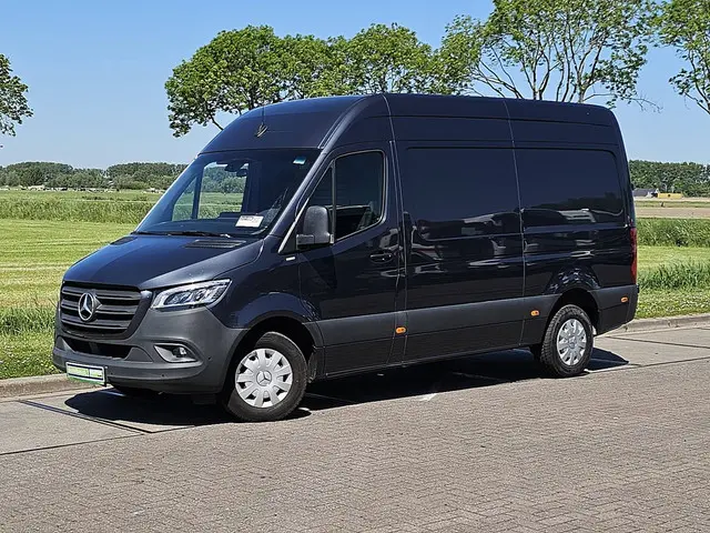 Mercedes-Benz Sprinter 317 2023 Diesel 2