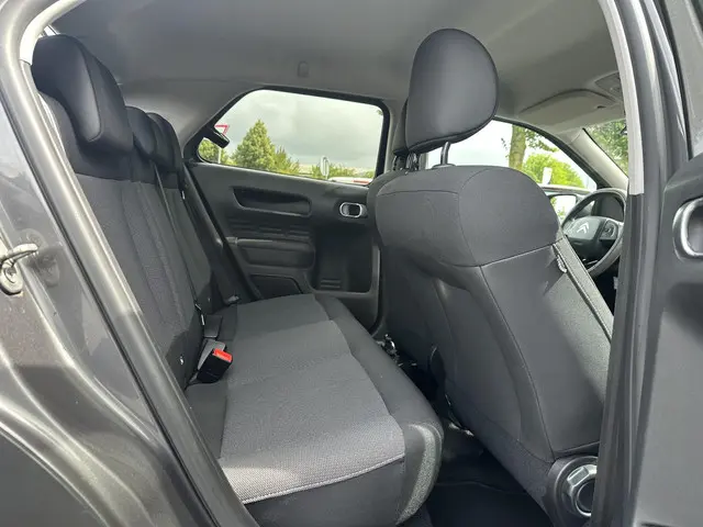 Citroën C4 Cactus 1.2 PureTech Shine 2017 Benzine 9