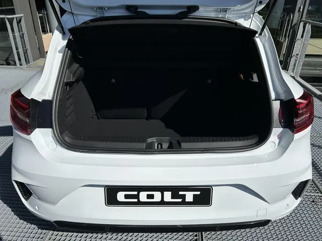 Mitsubishi Colt 1.6 HEV Intense+ 2025 Hybride Benzine 9