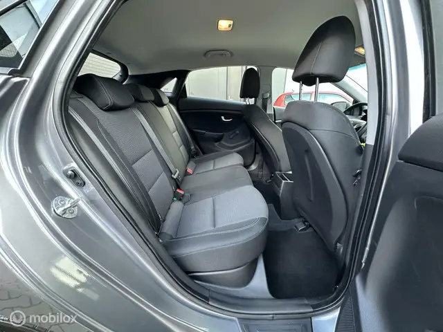 Hyundai i30 1.4 | AIRCO | CRUISE | 119.000KM | 2013 Benzine 10