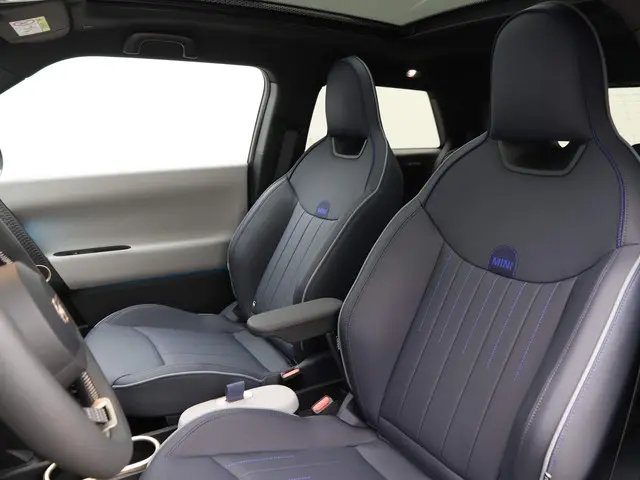 MINI 3-Deurs Cooper E 2024 Elektrisch 5