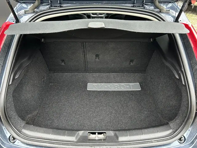 Volvo V40 1.5 T2 Polar+ 2019 Benzine 13