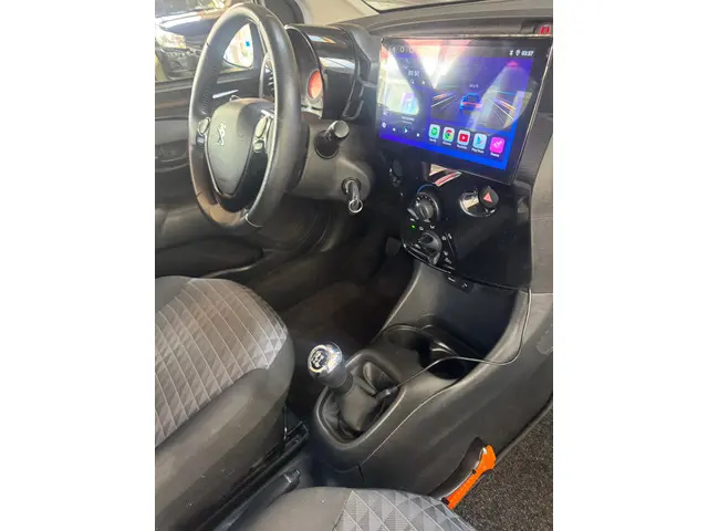 Peugeot 108 1.0 e-VTi Active 2021 Benzine 17