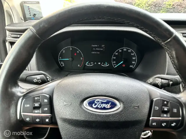 Ford Transit Custom 320 2.0 TDCI L2H2 Trend 2018 Diesel 6
