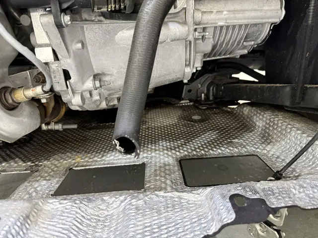 Peugeot 2008 1.2 PureTech 100 Allure 2023 Benzine 21