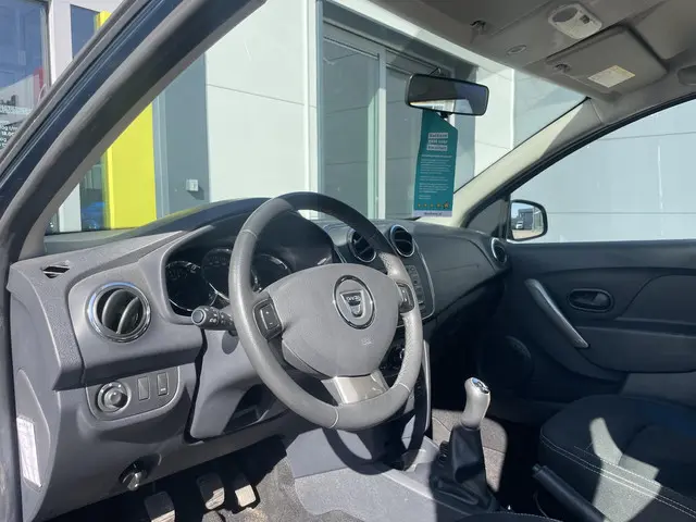 Dacia Sandero 0.9 TCe 10th Anniversary 2016 Benzine 21