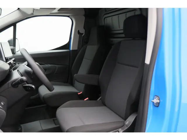 Peugeot e-Partner 136 L1 50 kWh 2023 Elektrisch 10