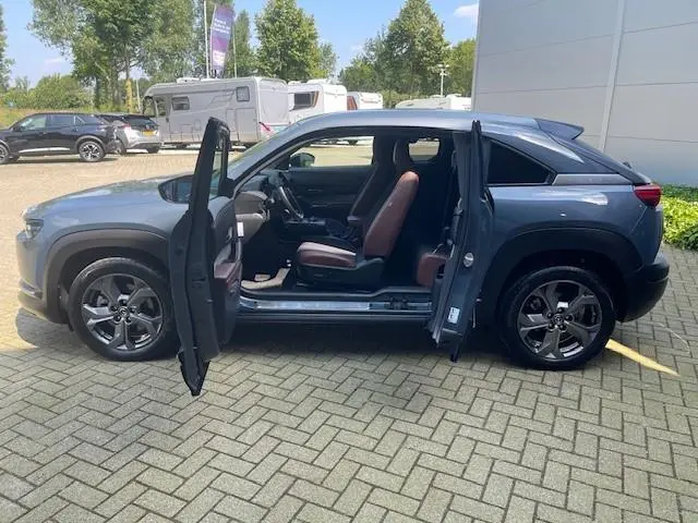 Mazda MX-30 E-SkyActivEV145Advan.36 kWh 2022 Elektrisch 10