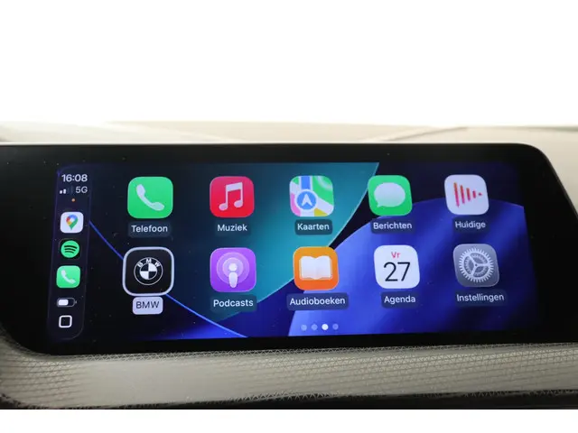 BMW 1 Serie 118i Business Edition Plus 2022 Benzine 28