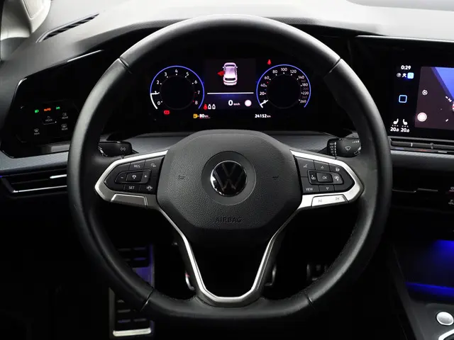 Volkswagen Golf 1.5 TSI 2022 Benzine 17